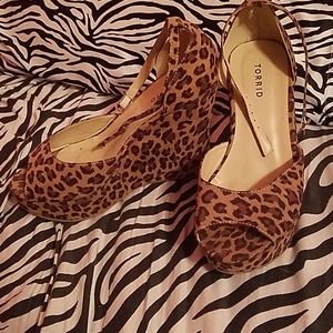 Cheetah wedges